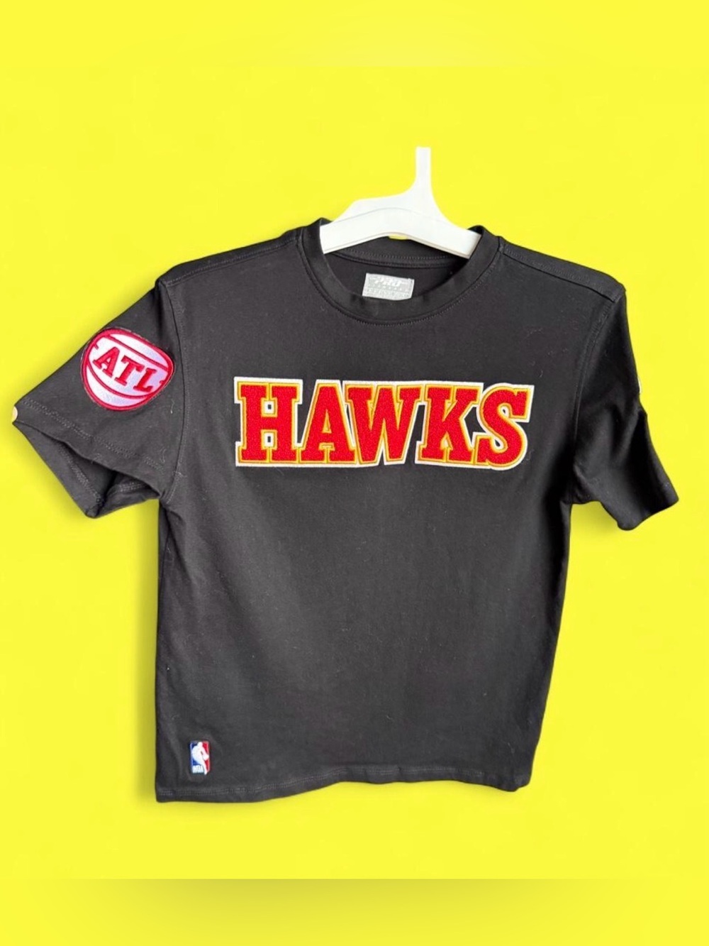 NWOT Kids ATLANTA Hawks Short-Sleeve Tee - Black with Red & Yellow Logo